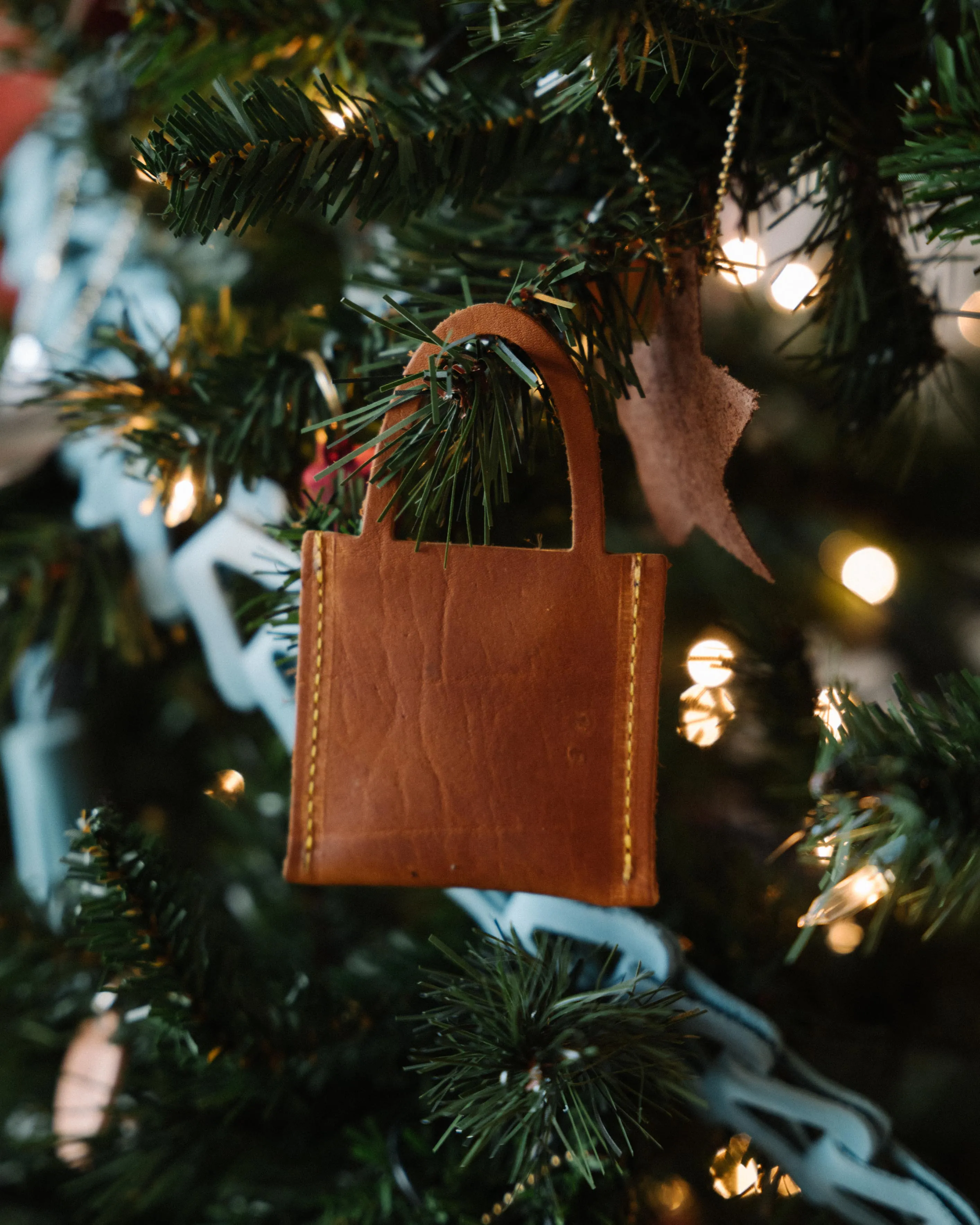 Black Kodiak Tiny Tote