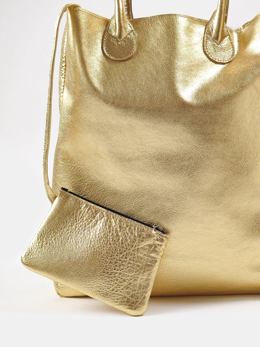 Eve Leather Tote in Gold