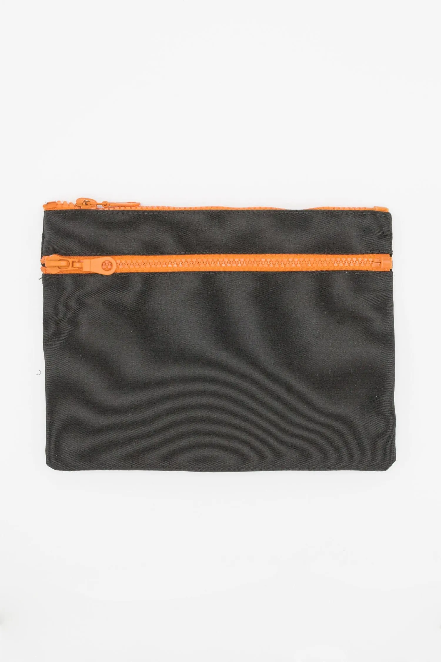 RNB502 - Nylon Zippered Pouch