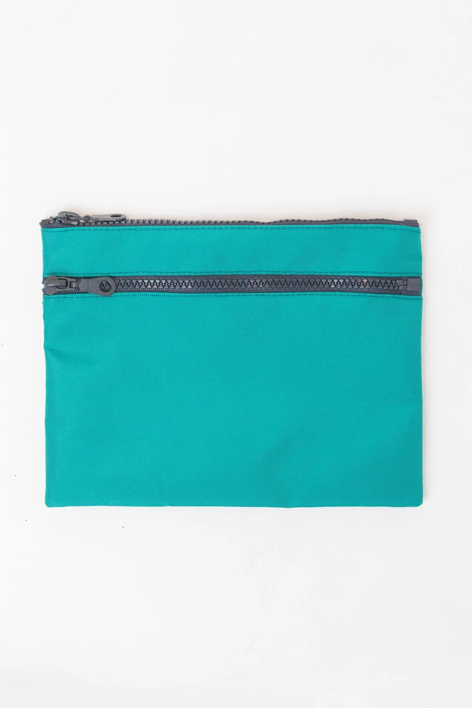 RNB502 - Nylon Zippered Pouch