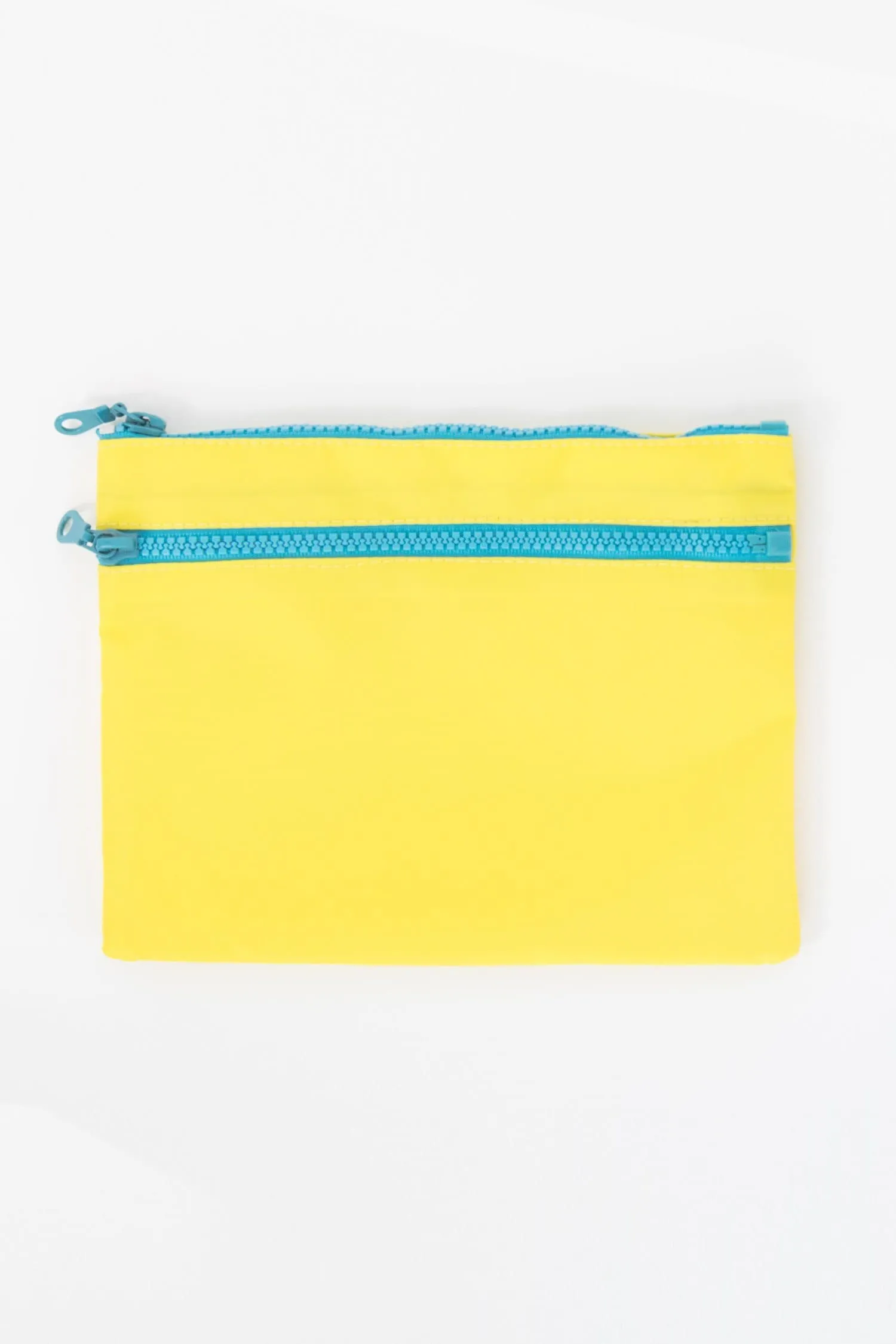 RNB502 - Nylon Zippered Pouch